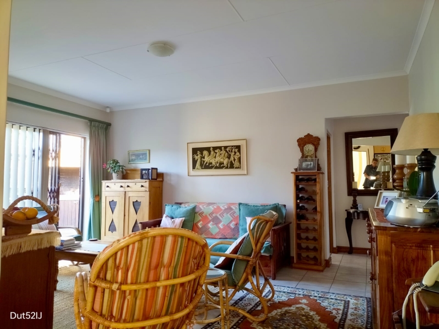 4 Bedroom Property for Sale in Fraaiuitsig Western Cape